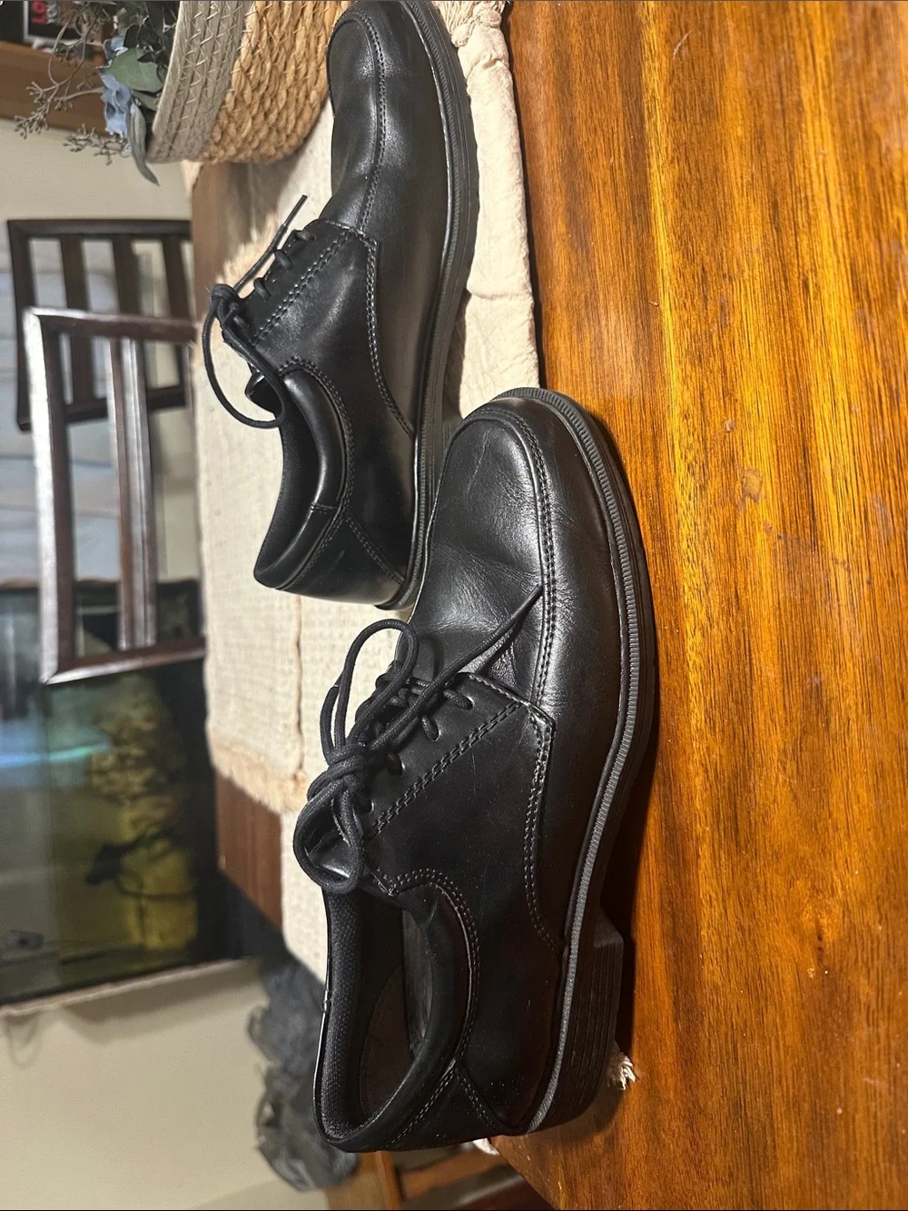 Ecco Black Leather Derby Lace-Up Dress Shoes